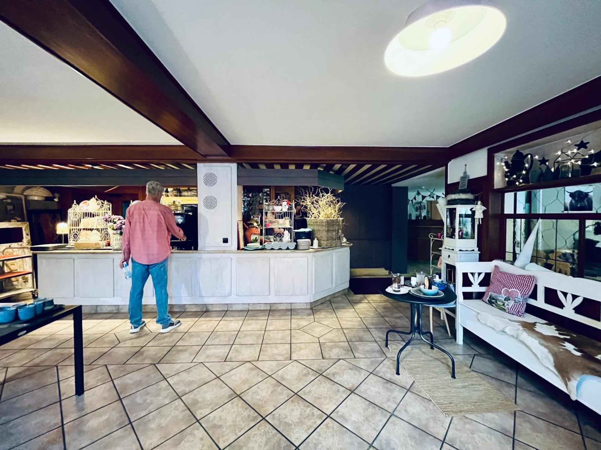 Goldener Hahn B&B Baiersbronn - Ferienwohnungen Mit Hotel Service Nahe Gartenschau Tal X Exteriör bild