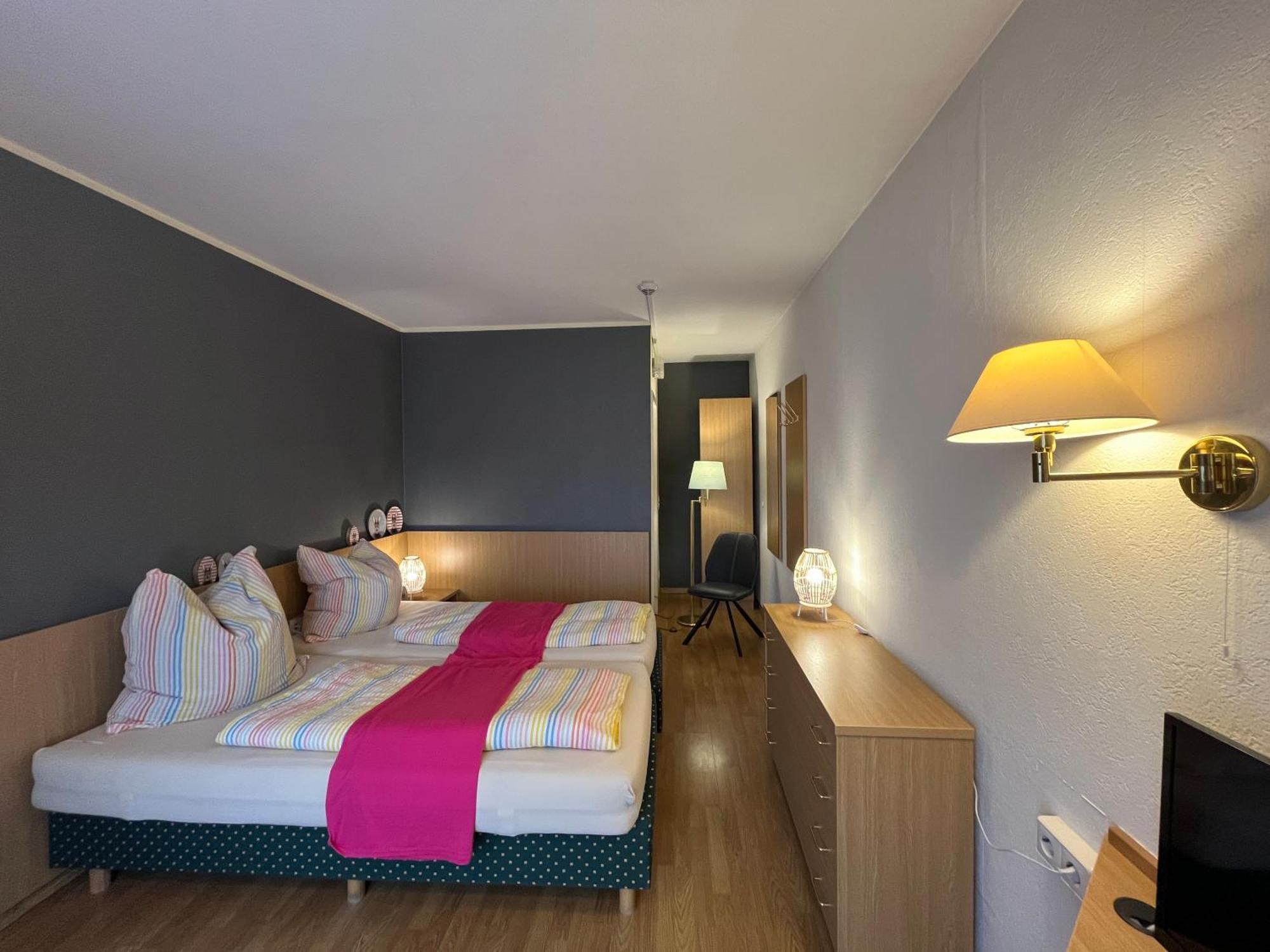 Goldener Hahn B&B Baiersbronn - Ferienwohnungen Mit Hotel Service Nahe Gartenschau Tal X Rum bild
